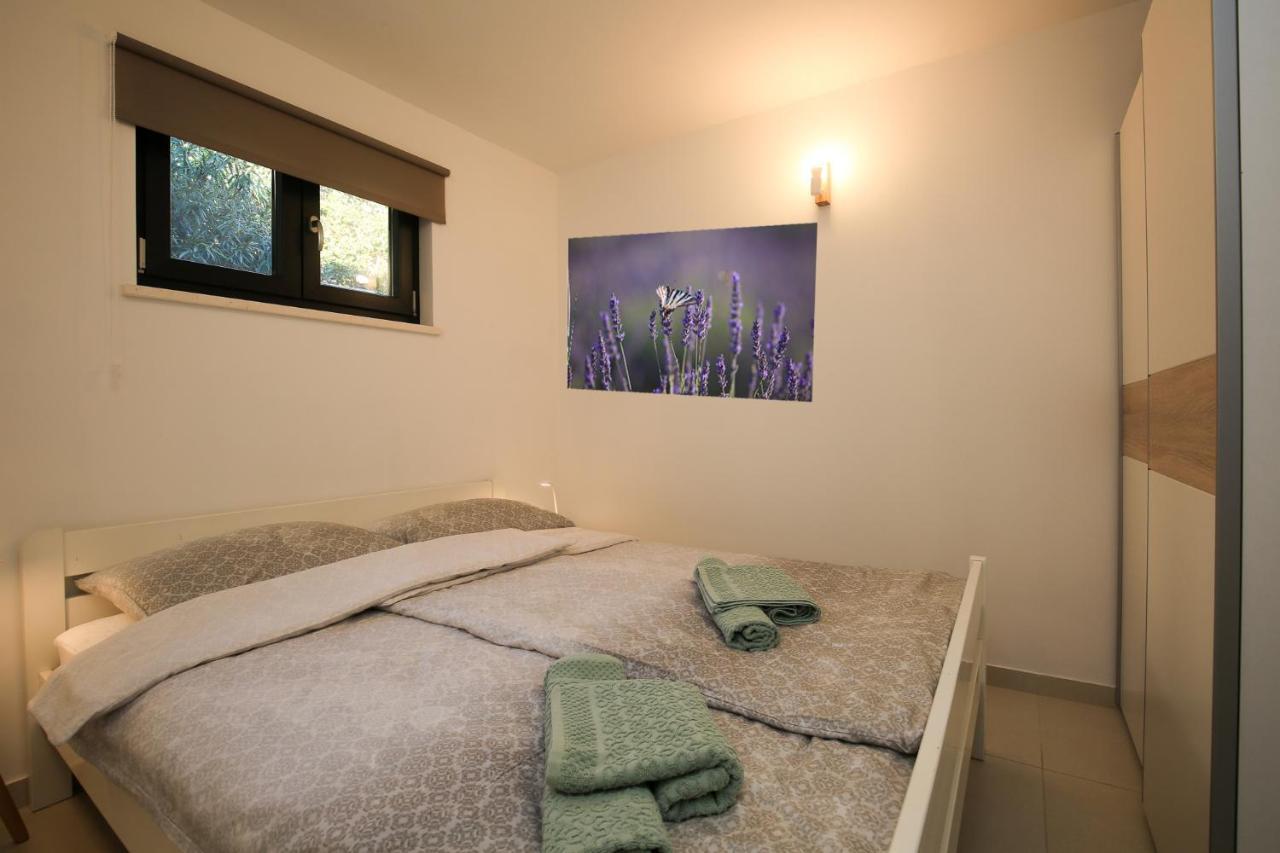 Apartmani Nena I Branko Premantura Extérieur photo