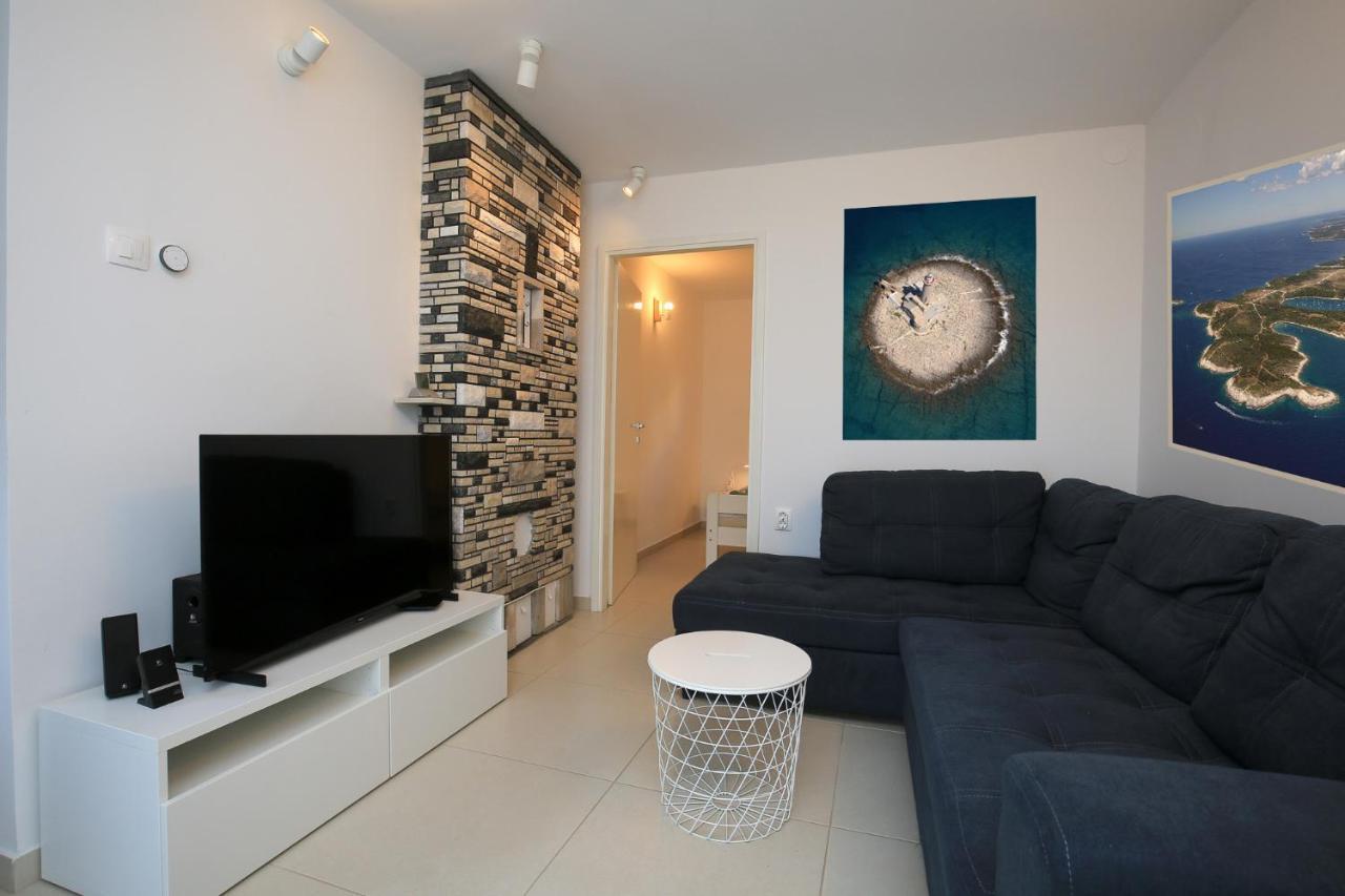Apartmani Nena I Branko Premantura Extérieur photo